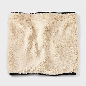 **CLEARANCE** GOODFELLOW & CO - Men’s Shearling Scarf.